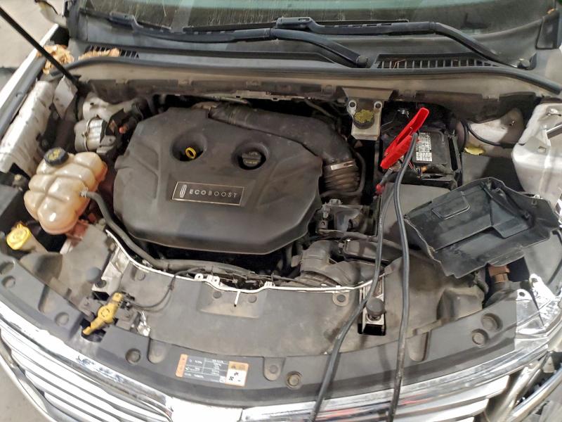 Photo 12 from auction – 2015 LINCOLN MKC with VIN 5LMCJ2A90FUJ27294