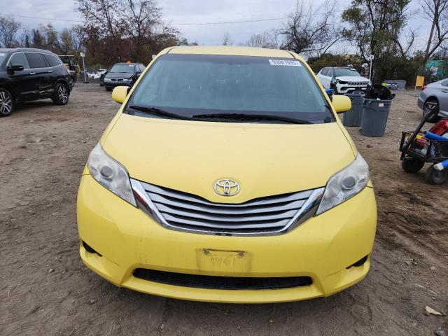 Photo 5 from auction – 2015 TOYOTA SIENNA LE with VIN 5TDKK3DC1FS655833