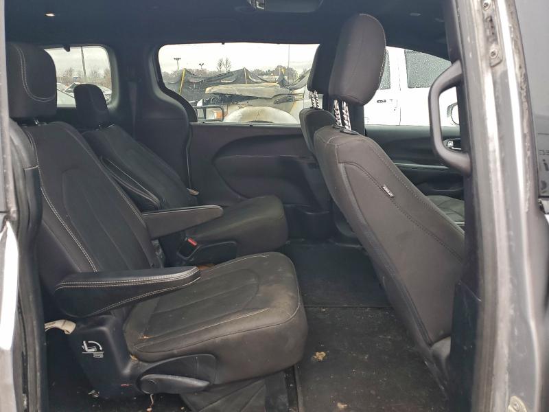 Photo 11 from auction – 2020 CHRYSLER PACIFICA T with VIN 2C4RC1FG4LR101822