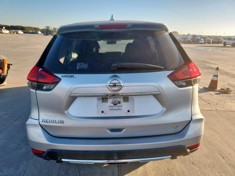 Photo 6 from auction – 2017 NISSAN ROGUE S with VIN KNMAT2MT2HP580415