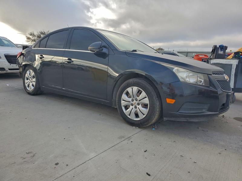 Photo 4 from auction – 2012 CHEVROLET CRUZE LS with VIN 1G1PC5SH9C7301649