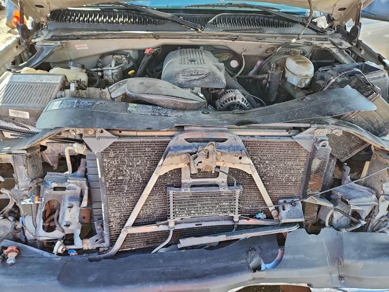 Photo 11 from auction – 2004 CHEVROLET SILVERADO with VIN 2GCEC19T641186928