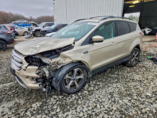 FORD ESCAPE SE 2017 with VIN 1FMCU9GDXHUC42051 - Photo from auction