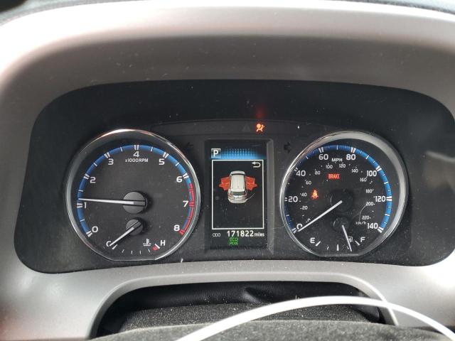 Photo 9 from auction – 2016 TOYOTA RAV4 XLE with VIN 2T3RFREV7GW521933