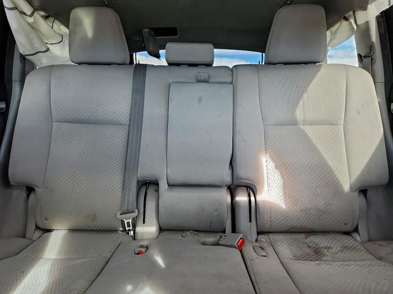 Photo 10 from auction – 2014 TOYOTA HIGHLANDER with VIN 5TDBKRFH4ES010717