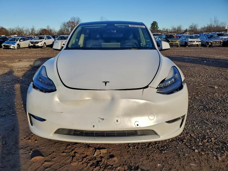 Фото 5 с аукциона – 2022 TESLA MODEL Y с VIN 7SAYGDEE1NF321454