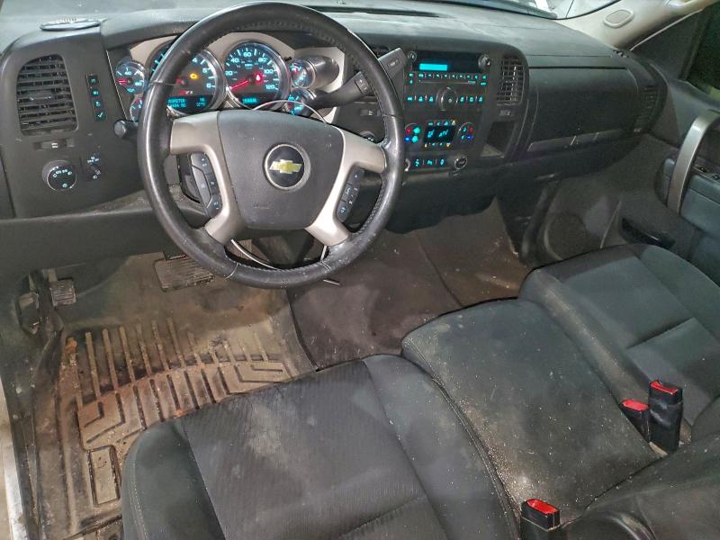 Photo 8 from auction – 2013 CHEVROLET SILVERADO with VIN 1GCRKSE71DZ163535