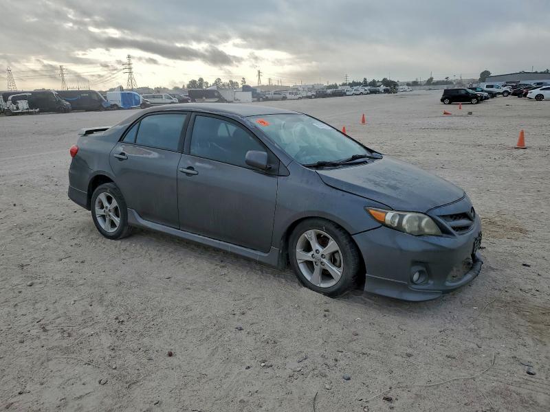 Photo 4 from auction – 2011 TOYOTA COROLLA with VIN 2T1BU4EEXBC681799