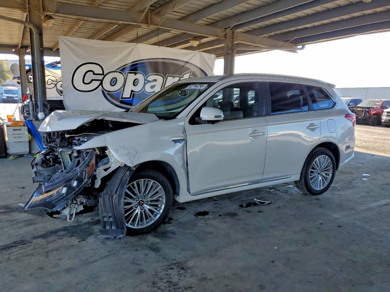 MITSUBISHI OUTLANDER 2019 with VIN JA4J24A57KZ044232 - Photo from auction