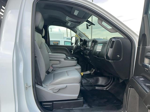 Photo 5 from auction – 2022 CHEVROLET SILVERADO with VIN 1HTKHPVM8NH293390