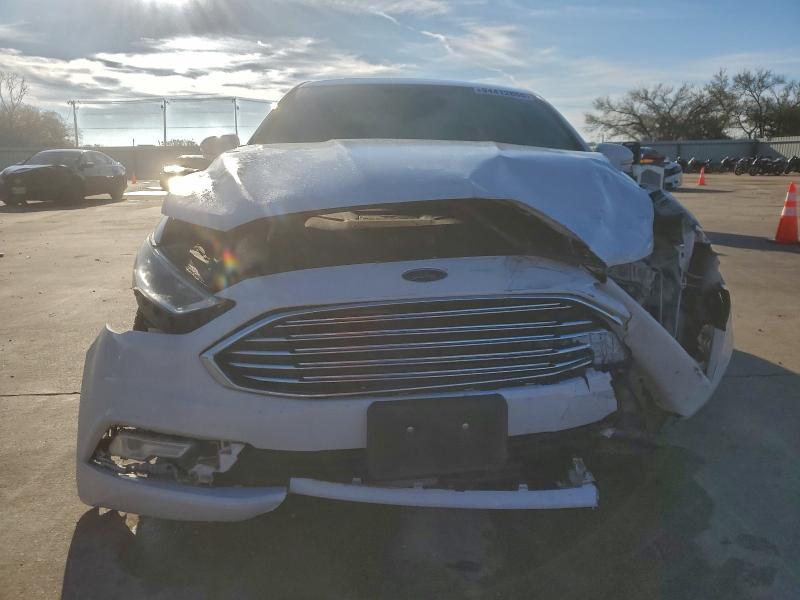 Photo 5 from auction – 2017 FORD FUSION SE with VIN 3FA6P0H93HR263416