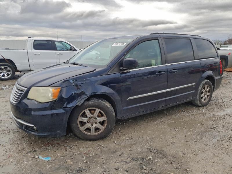 CHRYSLER TOWN & COU 2011 with VIN 2A4RR5DG2BR703121 - Photo from auction