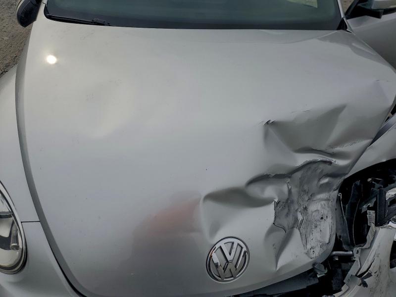 Photo 11 from auction – 2015 VOLKSWAGEN BEETLE 1.8 with VIN 3VWF17AT6FM606558