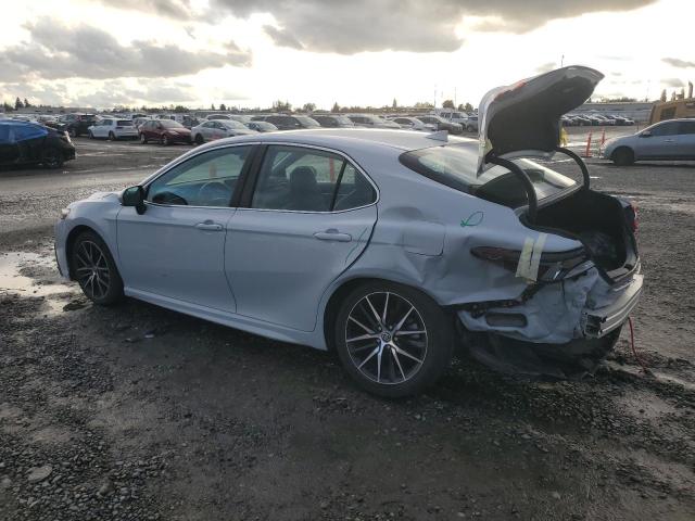Photo 2 from auction – 2022 TOYOTA CAMRY with VIN 4T1G11AK3NU065745