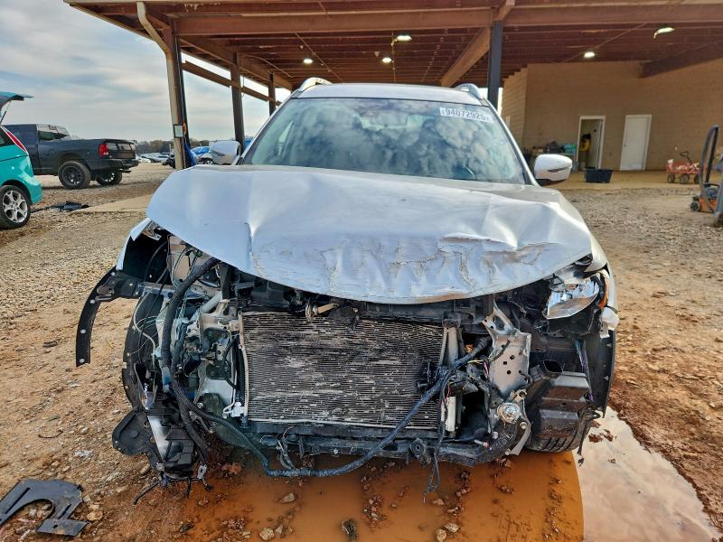 Photo 5 from auction – 2019 NISSAN ROGUE S with VIN KNMAT2MT2KP541816