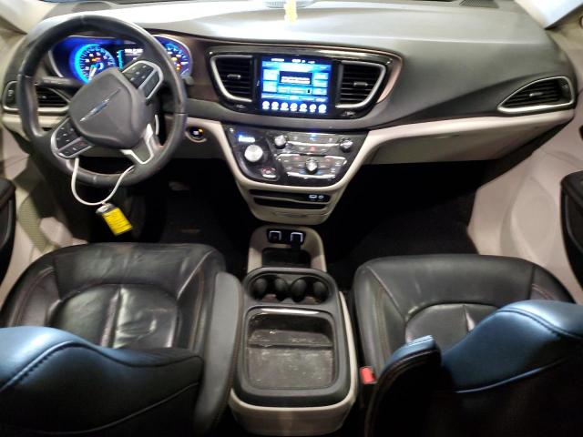 Photo 8 from auction – 2017 CHRYSLER PACIFICA with VIN 2C4RC1BGXHR744107