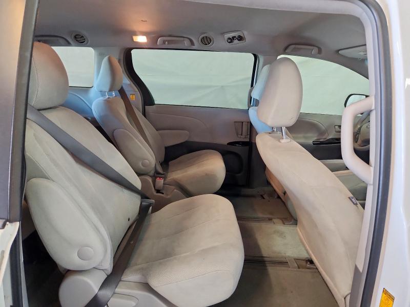 Photo 11 from auction – 2013 TOYOTA SIENNA with VIN 5TDZK3DC2DS347985