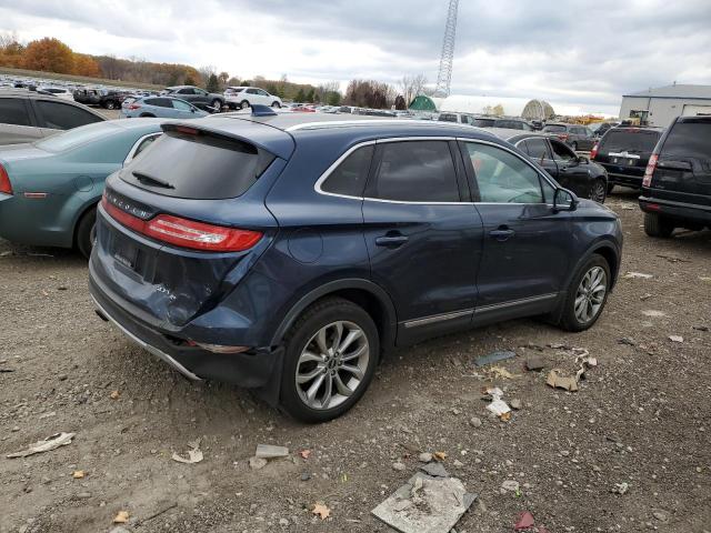 Photo 3 from auction – 2017 LINCOLN MKC SELECT with VIN 5LMCJ2D93HUL07660