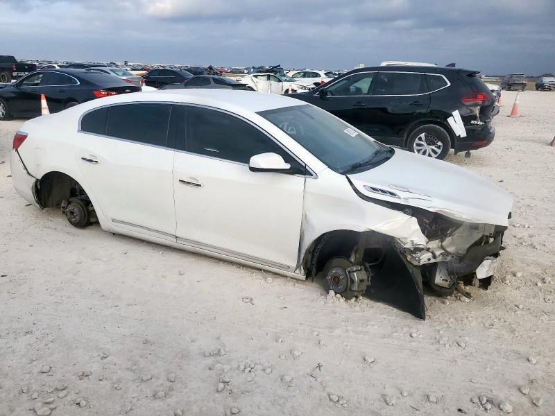 Photo 4 from auction – 2015 BUICK LACROSSE with VIN 1G4GA5GR9FF241831