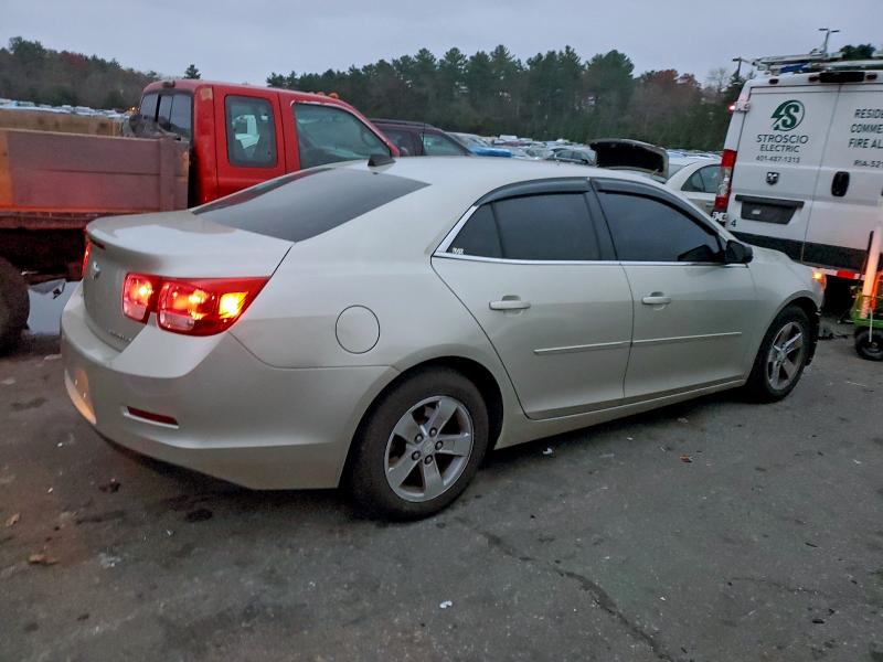 Photo 3 from auction – 2014 CHEVROLET MALIBU LS with VIN 1G11A5SLXEF285888