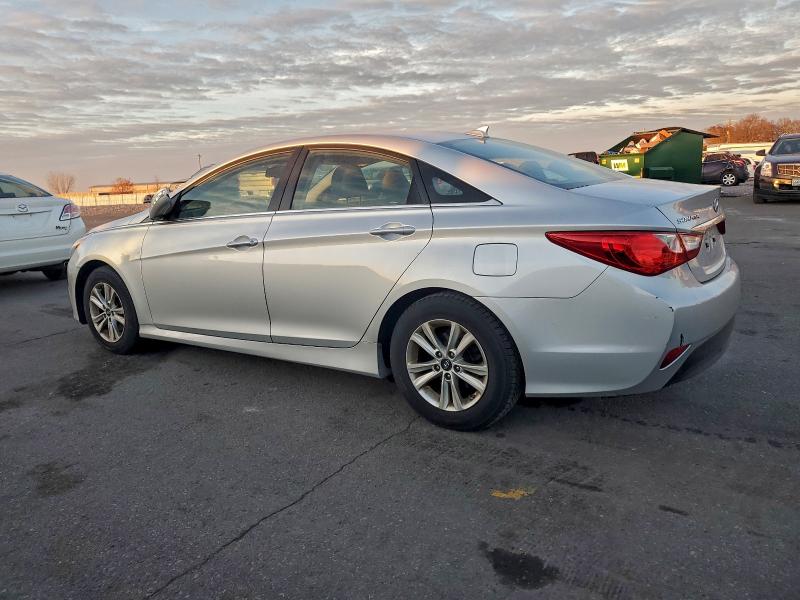 Photo 2 from auction – 2014 HYUNDAI SONATA GLS with VIN 5NPEB4AC4EH867167