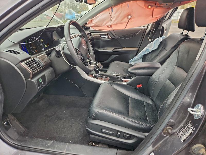 Photo 7 from auction – 2017 HONDA ACCORD with VIN JHMCR6F76HC020787