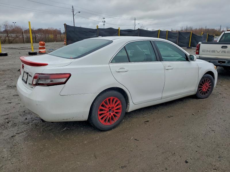 Photo 3 from auction – 2010 TOYOTA CAMRY BASE with VIN 4T4BF3EKXAR073875