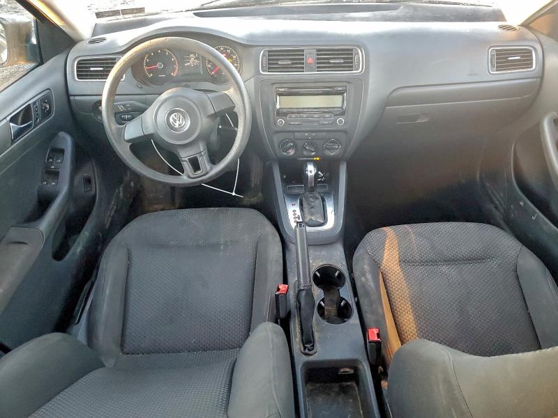 Photo 8 from auction – 2011 VOLKSWAGEN JETTA BASE with VIN 3VW2K7AJ3BM073668