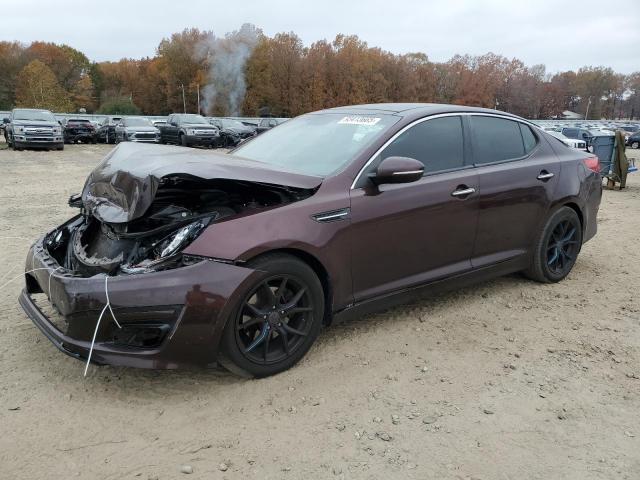 KIA OPTIMA EX 2015 with VIN 5XXGN4A70FG452962 - Photo from auction