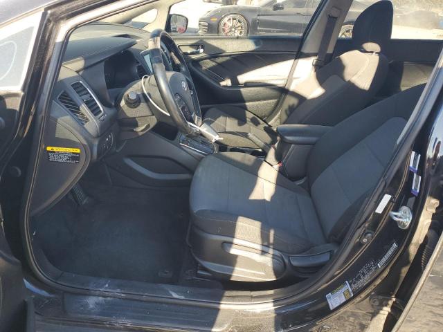 Photo 7 from auction – 2017 KIA FORTE LX with VIN 3KPFL4A75HE105723