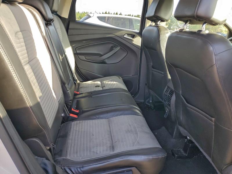 Photo 10 from auction – 2017 FORD ESCAPE SE with VIN 1FMCU0GDXHUD34191