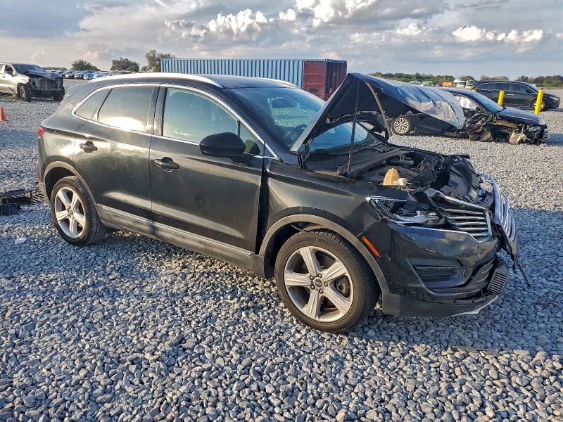 Photo 4 from auction – 2016 LINCOLN MKC PREMIE with VIN 5LMCJ1C96GUJ27857