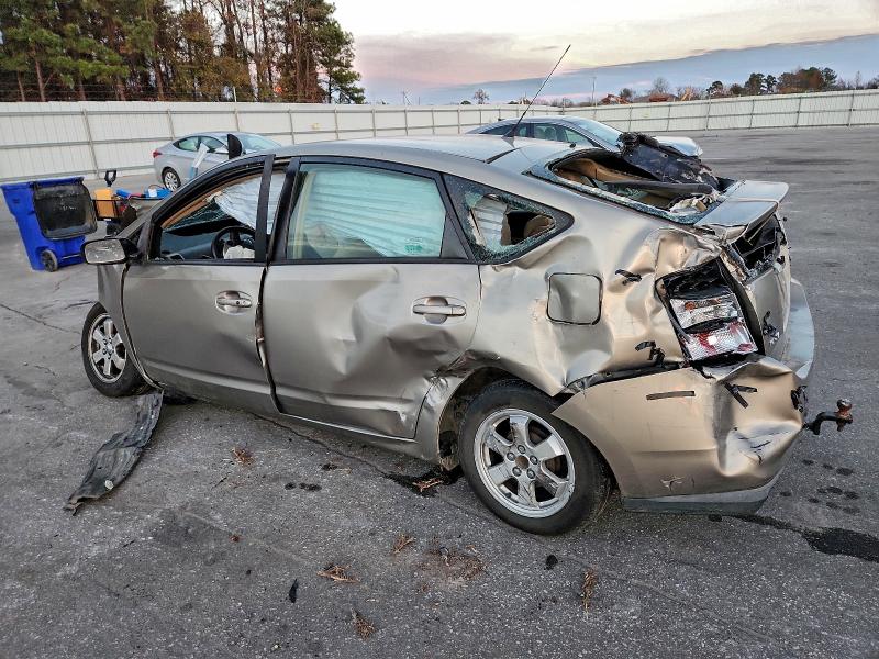 Photo 2 from auction – 2005 TOYOTA PRIUS with VIN JTDKB20U253061325