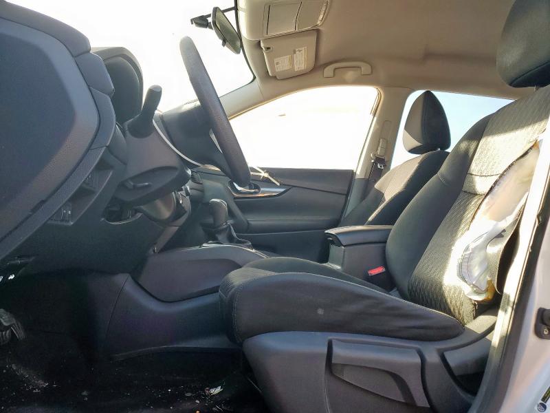 Photo 7 from auction – 2017 NISSAN ROGUE S with VIN KNMAT2MT2HP580415