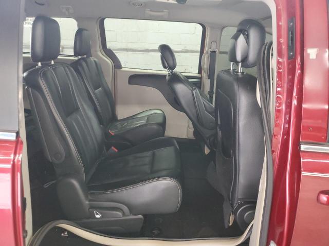 Photo 11 from auction – 2016 CHRYSLER TOWN & COU with VIN 2C4RC1BG3GR186857