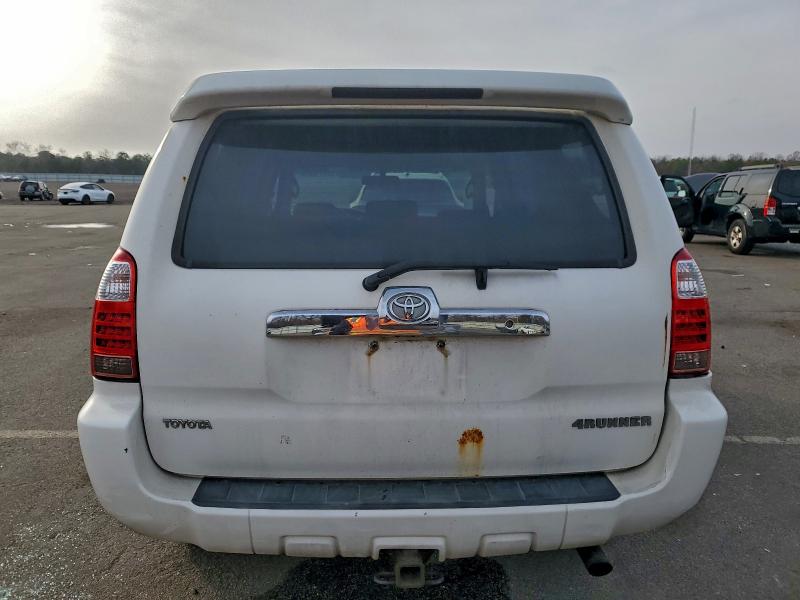 Photo 6 from auction – 2008 TOYOTA 4RUNNER SR with VIN JTEBU14R080129116