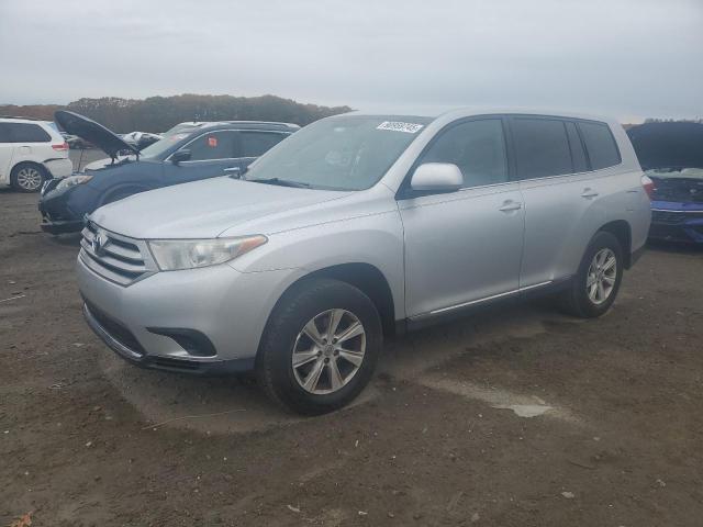 TOYOTA HIGHLANDER 2013 with VIN 5TDBK3EH6DS202587 - Photo from auction