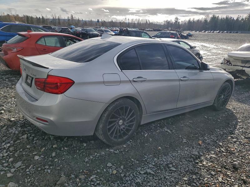 Photo 3 from auction – 2017 BMW 330 XI with VIN WBA8D9C58HK678219