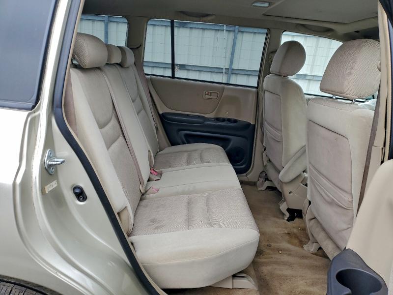 Photo 11 from auction – 2001 TOYOTA HIGHLANDER with VIN JTEHF21A710011899