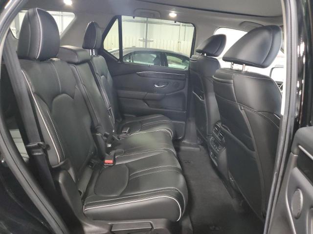 Photo 11 from auction – 2023 HONDA PILOT ELIT with VIN 5FNYG1H82PB017103