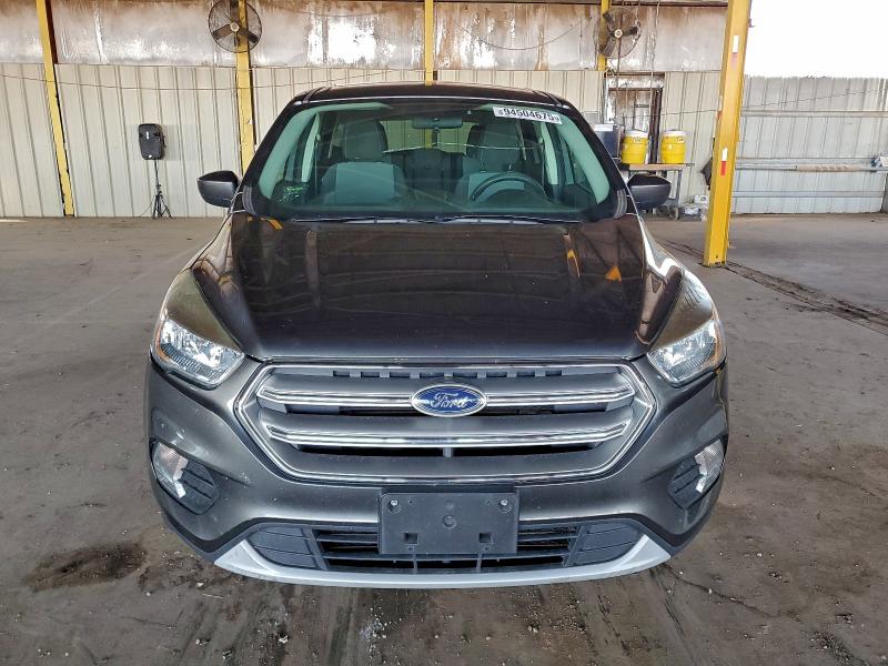 صورة رقم 5 من المزاد - 2017 FORD ESCAPE SE مع VIN 1FMCU0GD5HUC50652