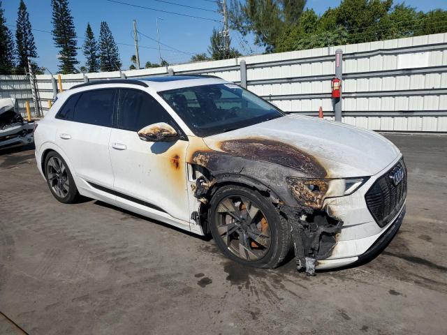 Photo 4 from auction – 2021 AUDI E-TRON PRE with VIN WA1AAAGE4MB030552