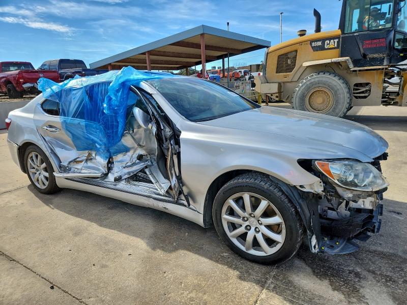 Photo 4 from auction – 2008 LEXUS LS 460 with VIN JTHBL46F485068737