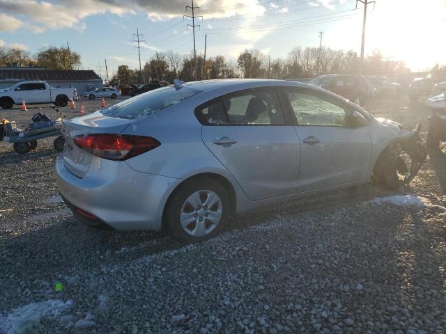 Photo 3 from auction – 2018 KIA FORTE LX with VIN 3KPFK4A77JE218694