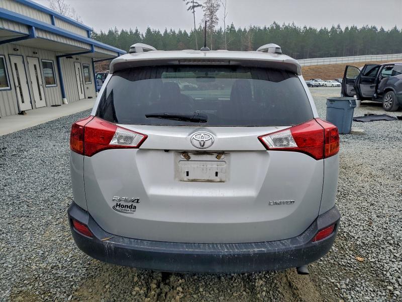 Photo 6 from auction – 2015 TOYOTA RAV4 LIMIT with VIN 2T3YFREV4FW221602