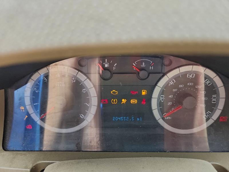 Photo 9 from auction – 2009 FORD ESCAPE LIM with VIN 1FMCU94G49KB77662