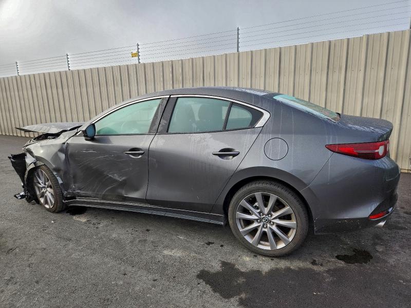Photo 2 from auction – 2019 MAZDA 3 SELECT with VIN JM1BPBAM4K1119717