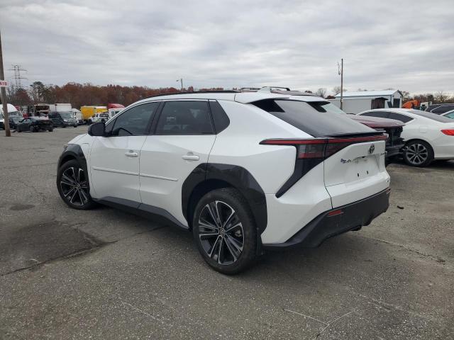 Photo 2 from auction – 2023 TOYOTA BZ4X XLE with VIN JTMABACA0PA021119