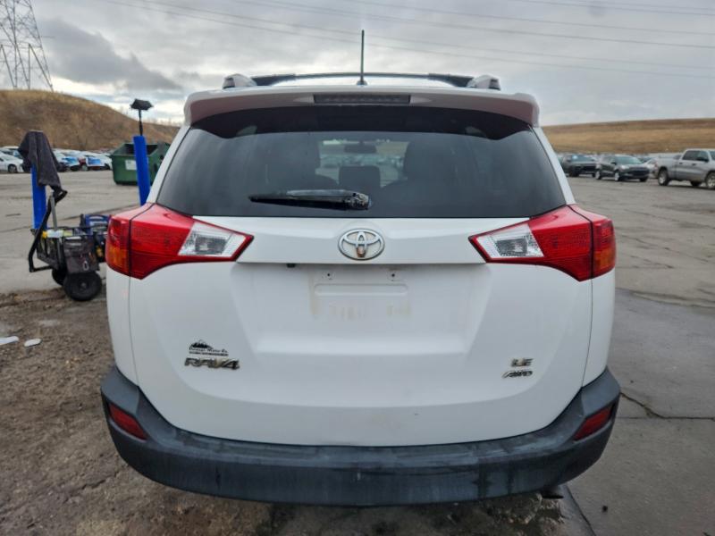 Photo 6 from auction – 2015 TOYOTA RAV4 LE with VIN 2T3BFREV9FW358556