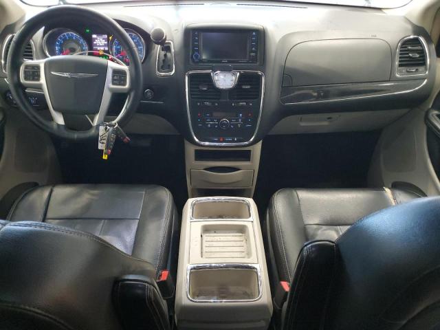 Photo 8 from auction – 2016 CHRYSLER TOWN & COU with VIN 2C4RC1BG8GR137931